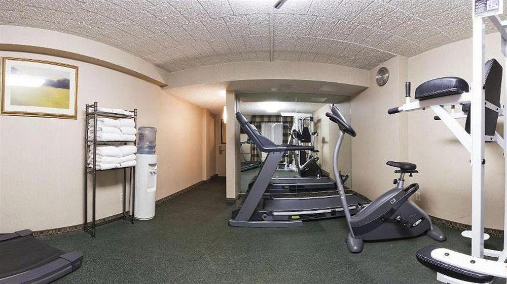 Days Hotel By Wyndham North Bergen Εξωτερικό φωτογραφία