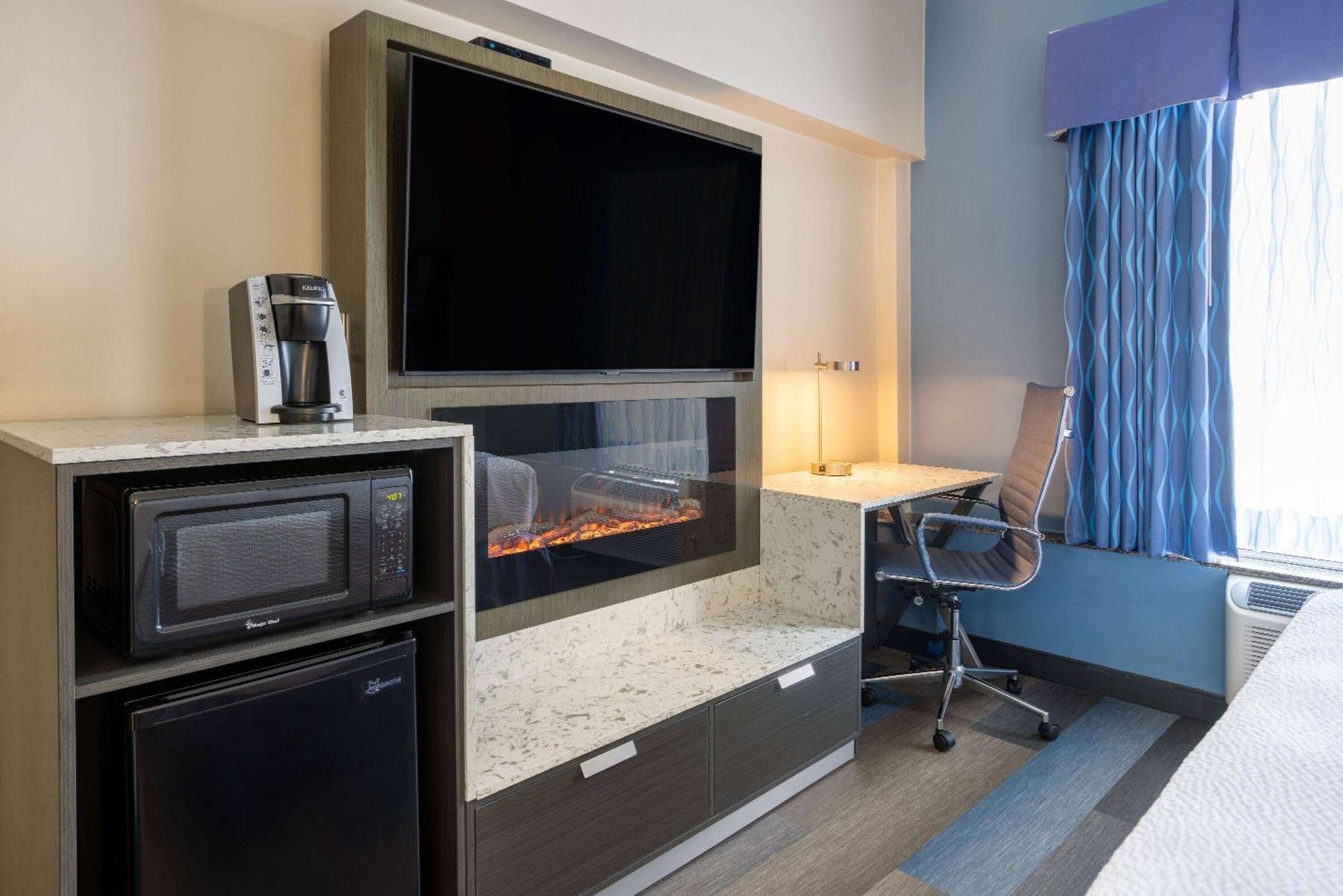 Days Hotel By Wyndham North Bergen Εξωτερικό φωτογραφία
