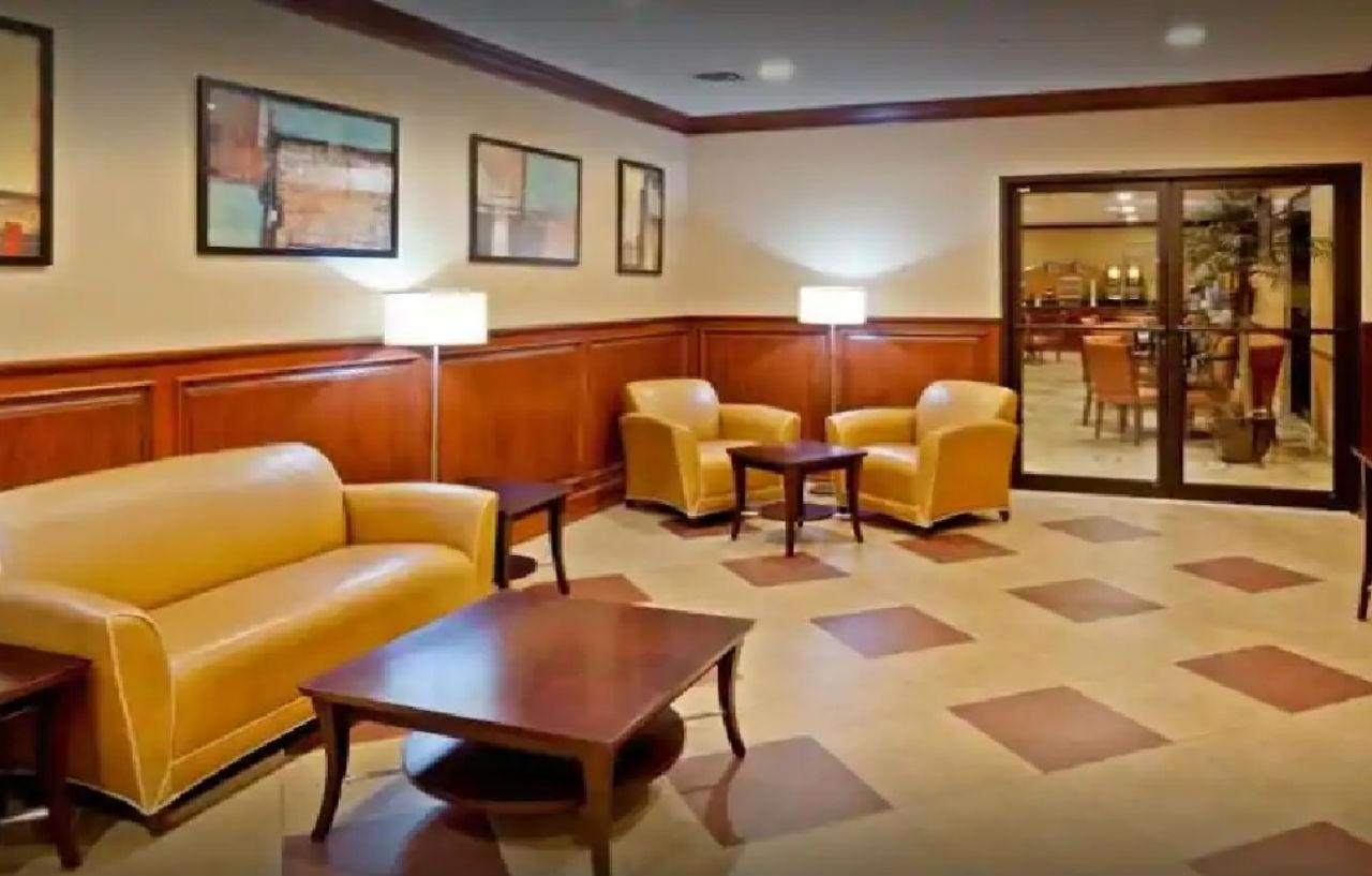 Days Hotel By Wyndham North Bergen Εξωτερικό φωτογραφία