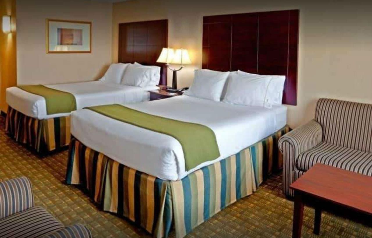 Days Hotel By Wyndham North Bergen Εξωτερικό φωτογραφία
